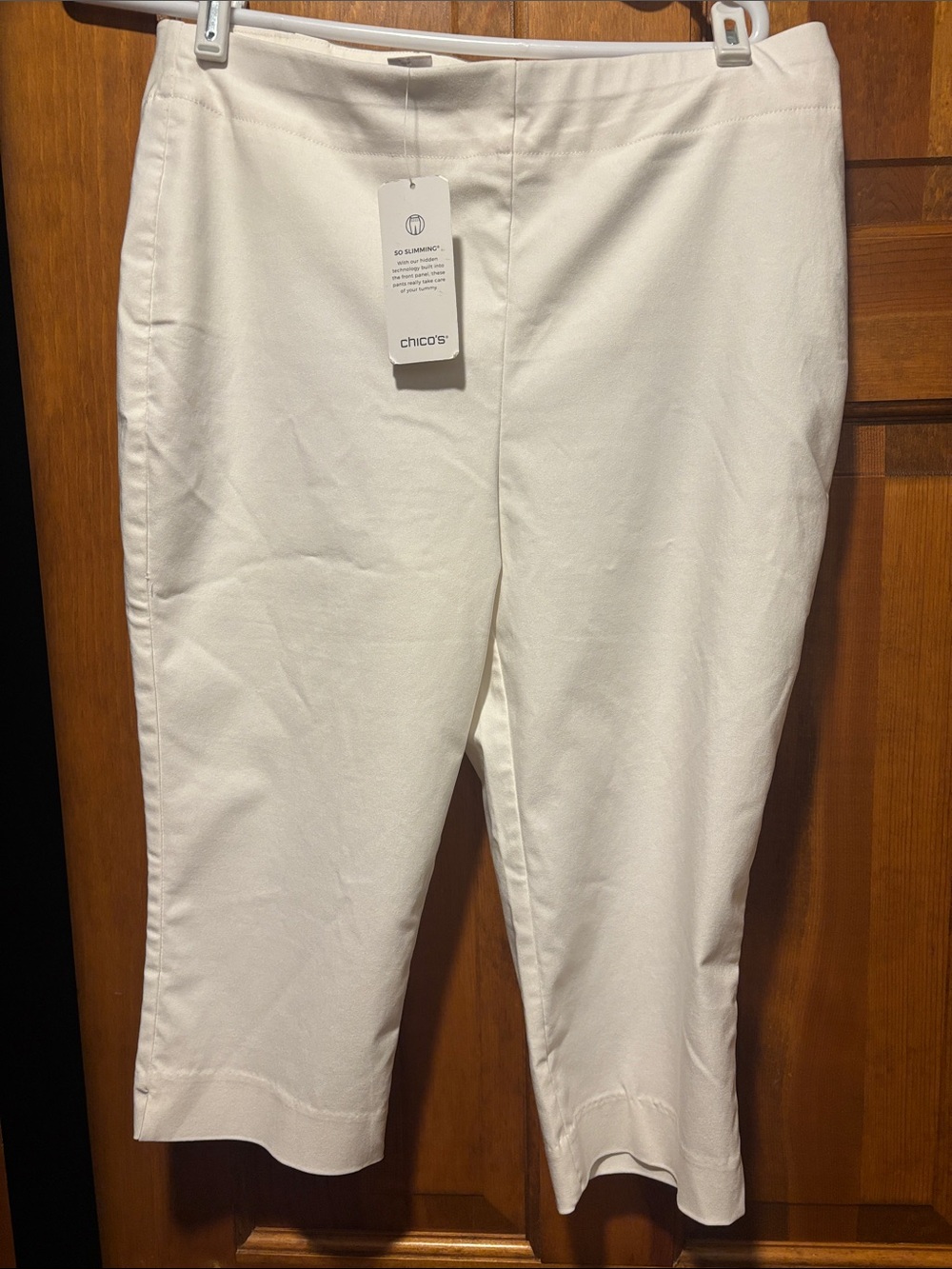 Chico's Cream Cropped Ponte Pants